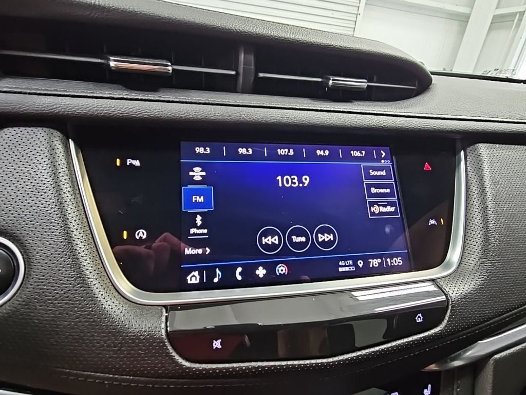 2023 Cadillac XT6 Luxury