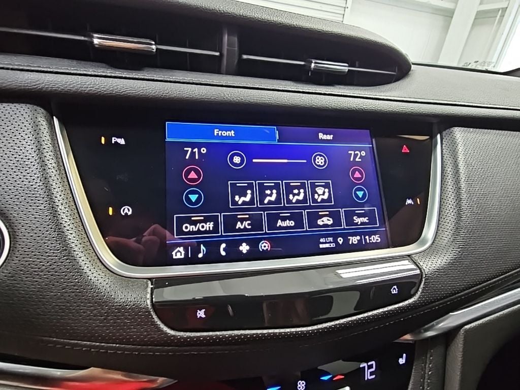 2023 Cadillac XT6 Luxury