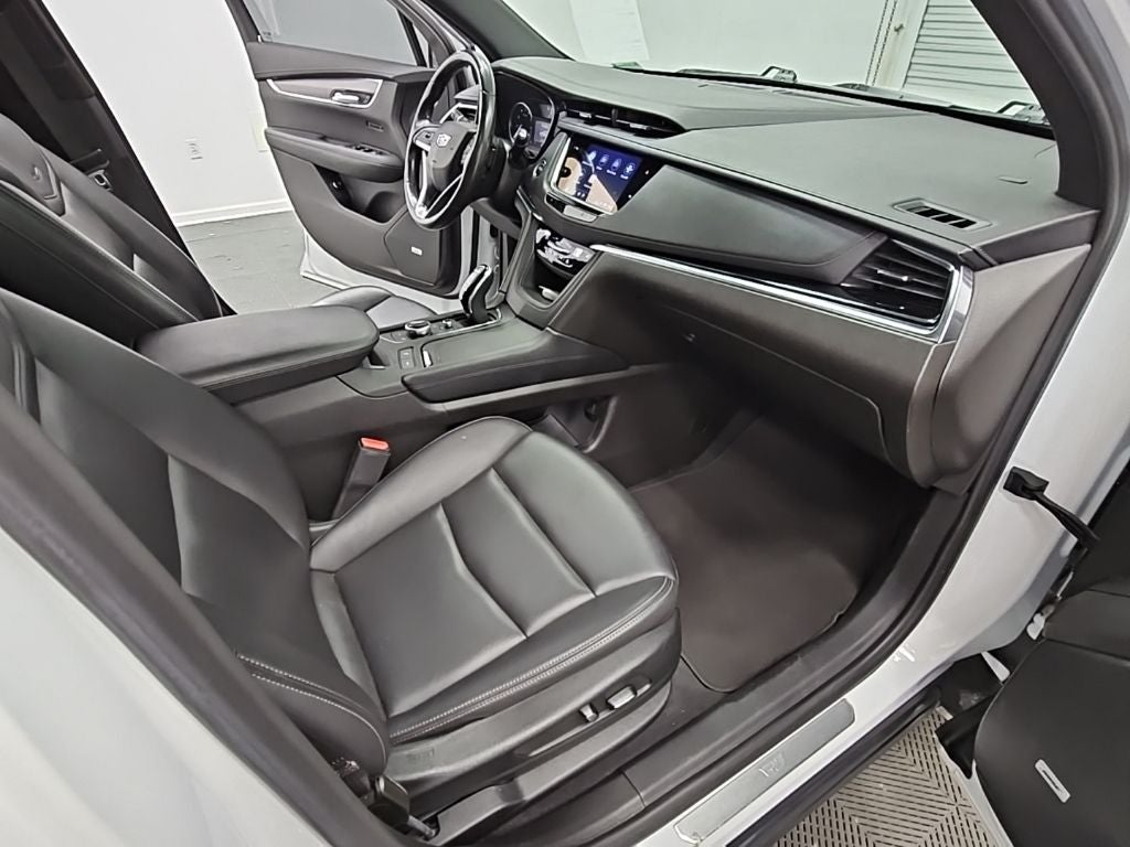 2023 Cadillac XT6 Luxury