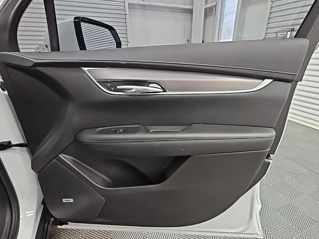 2023 Cadillac XT6 Luxury