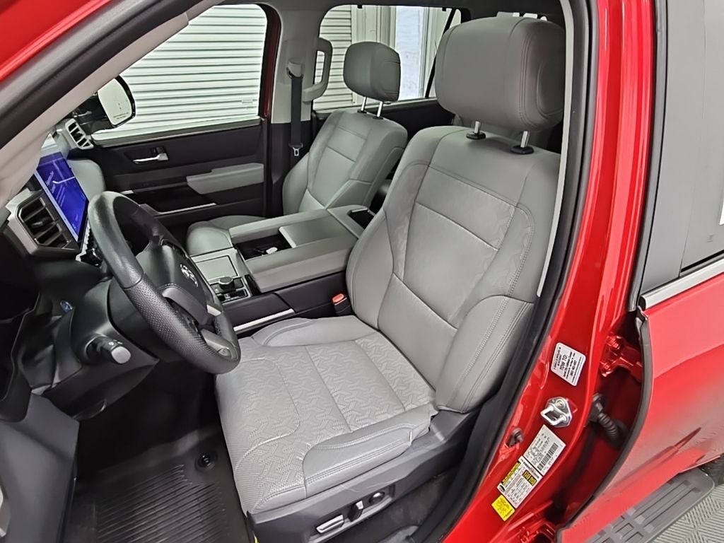 2024 Toyota Sequoia SR5