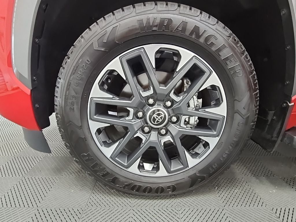 2024 Toyota Sequoia SR5