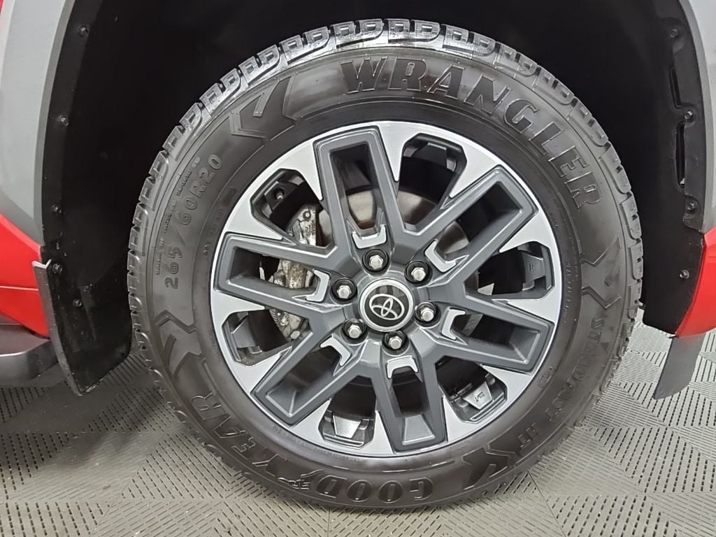 2024 Toyota Sequoia SR5