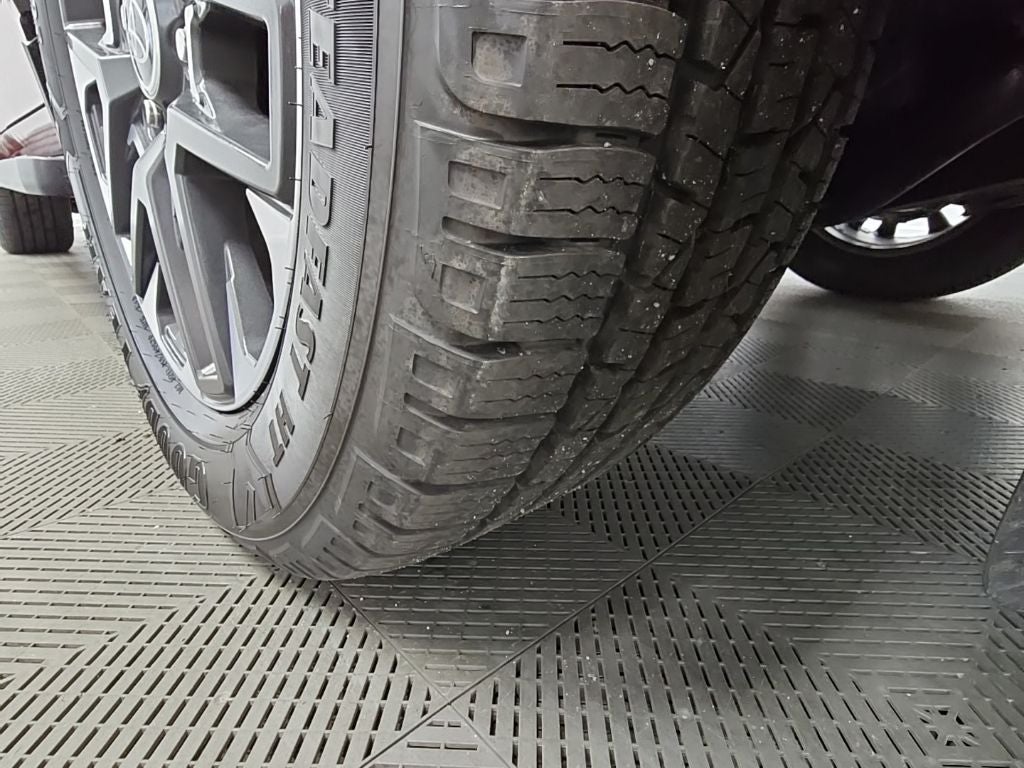 2024 Toyota Sequoia SR5