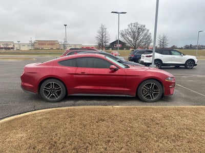 2022 Ford Mustang EcoBoost