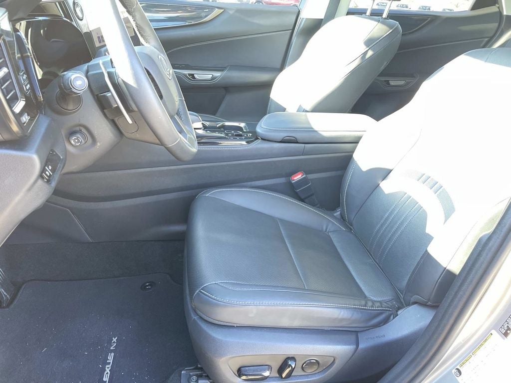 2022 Lexus NX 350h Premium