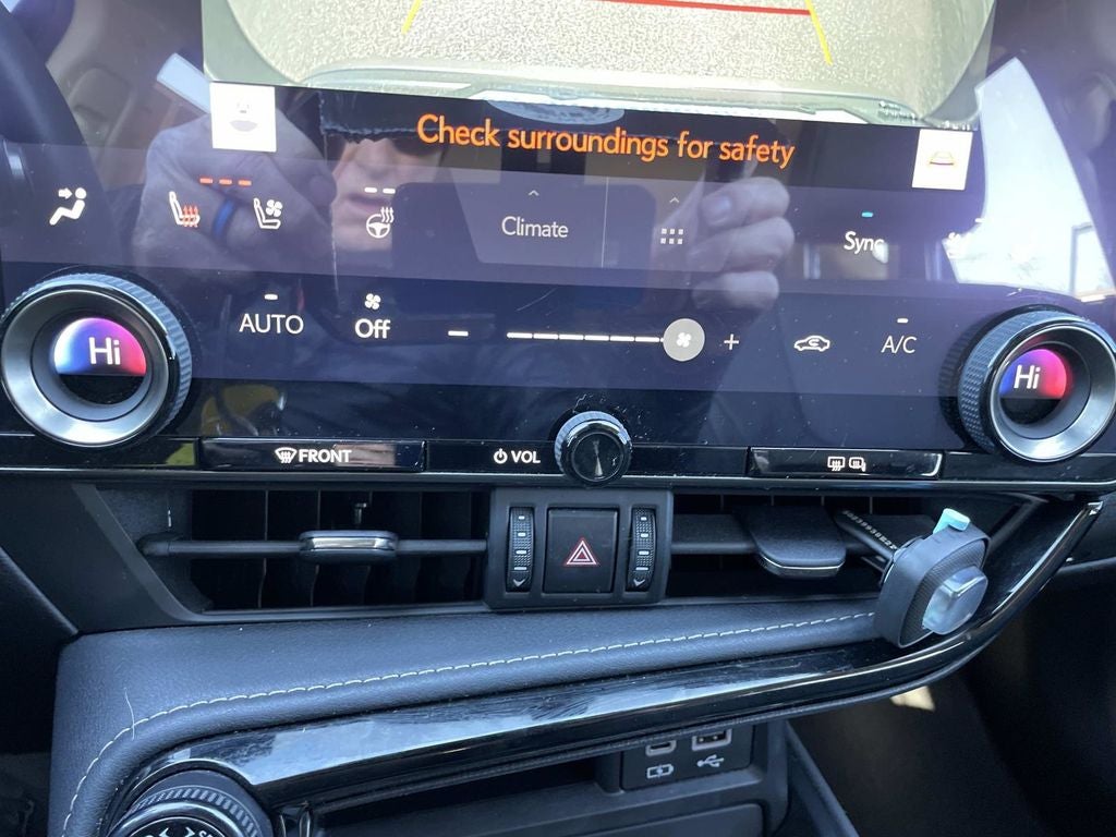 2022 Lexus NX 350h Premium