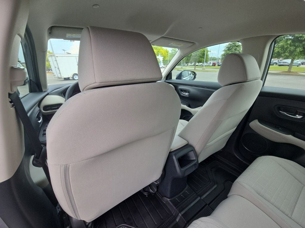 2025 Honda HR-V LX