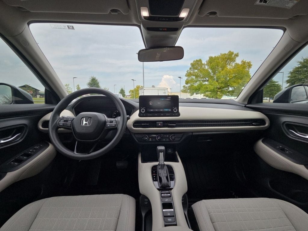 2025 Honda HR-V LX