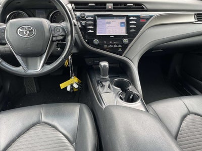 2020 Toyota Camry SE
