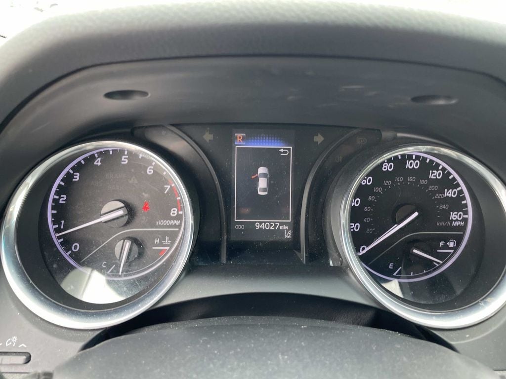 2020 Toyota Camry SE