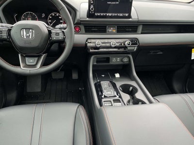 2025 Honda Pilot TrailSport