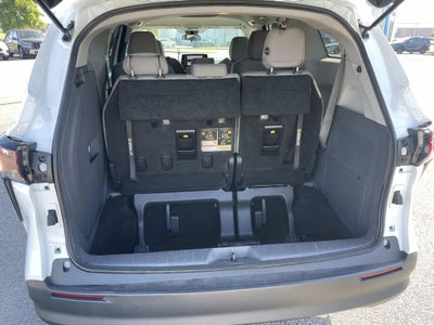 2023 Toyota Sienna LE 8 Passenger