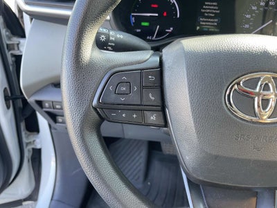 2023 Toyota Sienna LE 8 Passenger