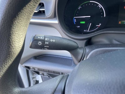 2023 Toyota Sienna LE 8 Passenger