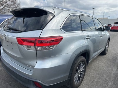 2018 Toyota Highlander SE