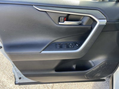 2020 Toyota RAV4 Hybrid XSE