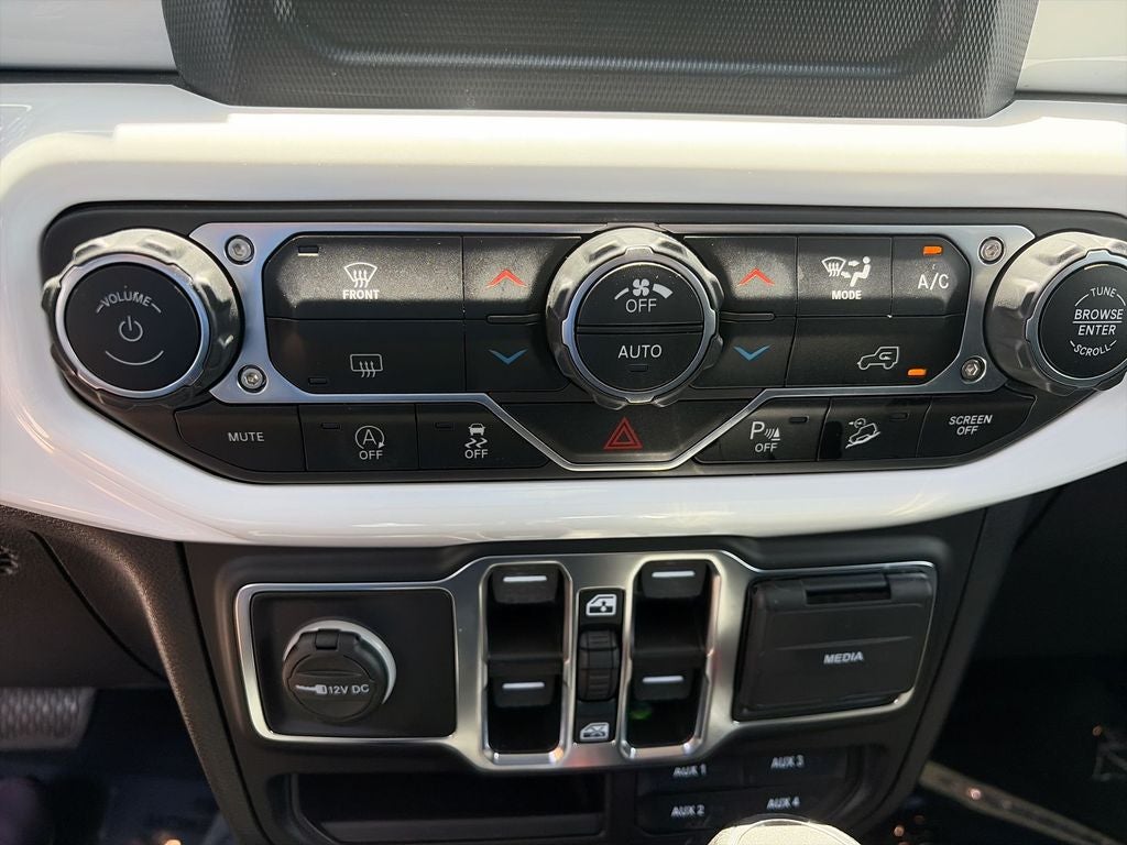 2021 Jeep Wrangler Unlimited Islander
