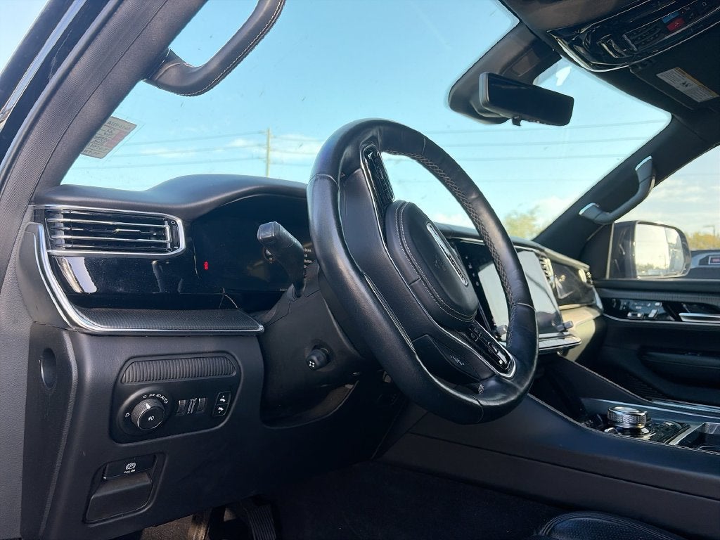 2022 Jeep Grand Wagoneer Series II