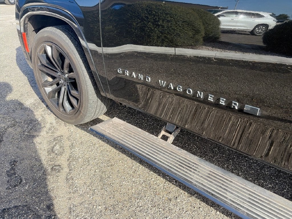 2022 Jeep Grand Wagoneer Series II