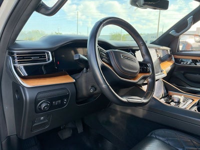 2022 Jeep Grand Wagoneer Series III