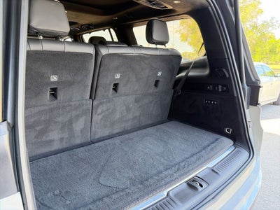 2022 Jeep Grand Wagoneer Series III