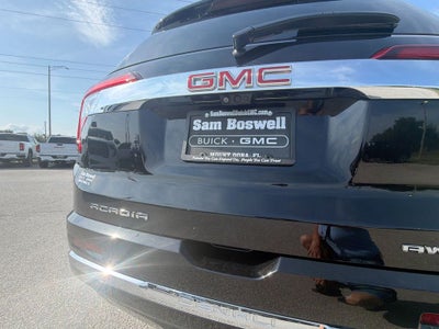2023 GMC Acadia Denali