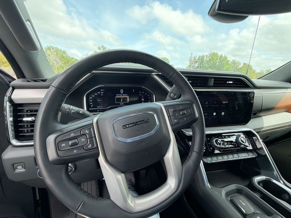 2024 GMC Sierra 2500HD Denali