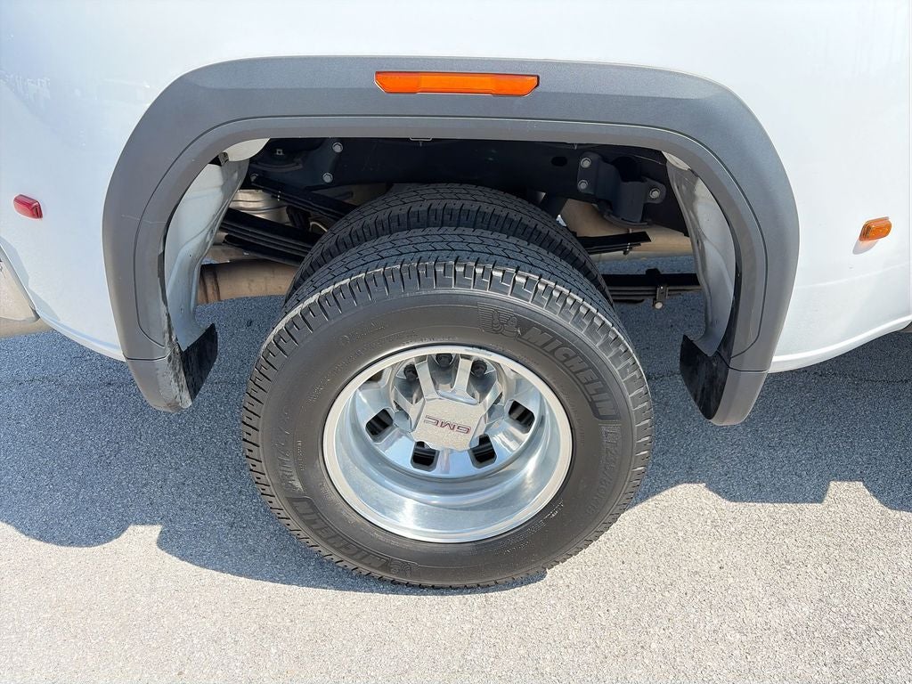 2024 GMC Sierra 3500HD SLT