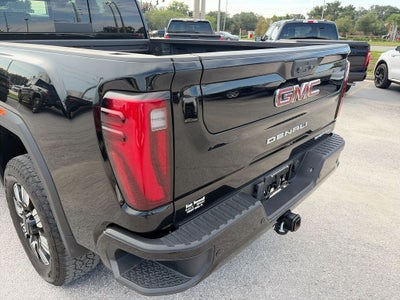 2025 GMC Sierra 2500HD Denali