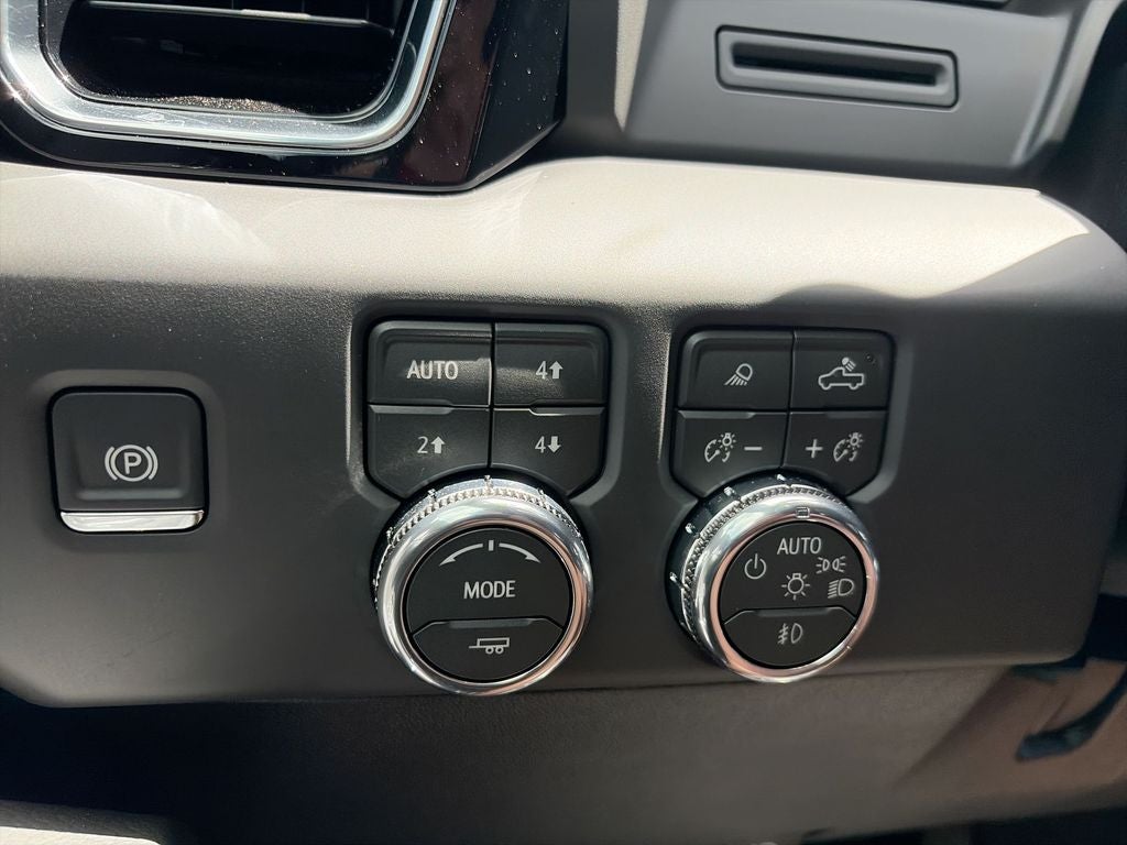 2026 GMC Sierra 3500HD Denali