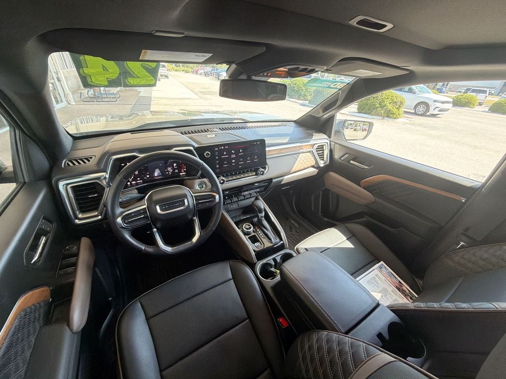 2024 GMC Canyon Denali