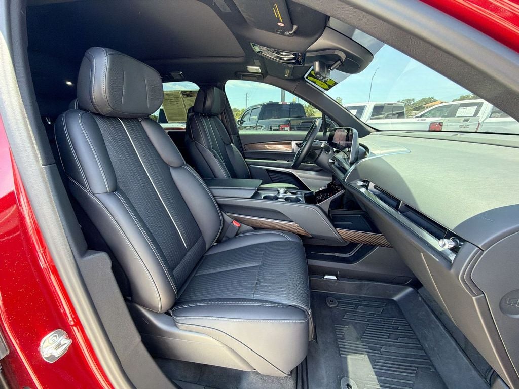 2026 Cadillac VISTIQ Luxury