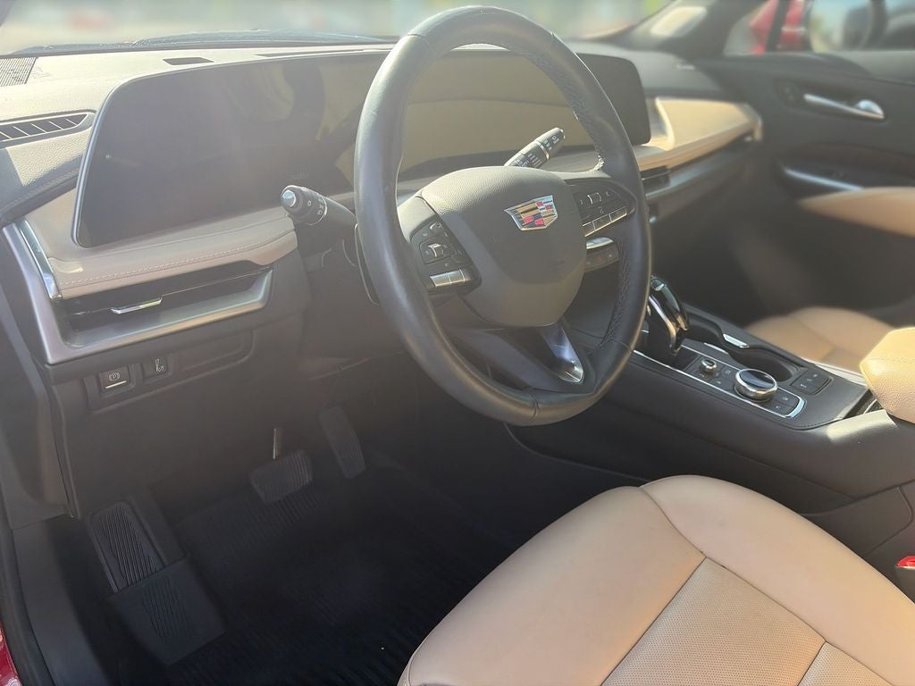 2024 Cadillac XT4 Premium Luxury
