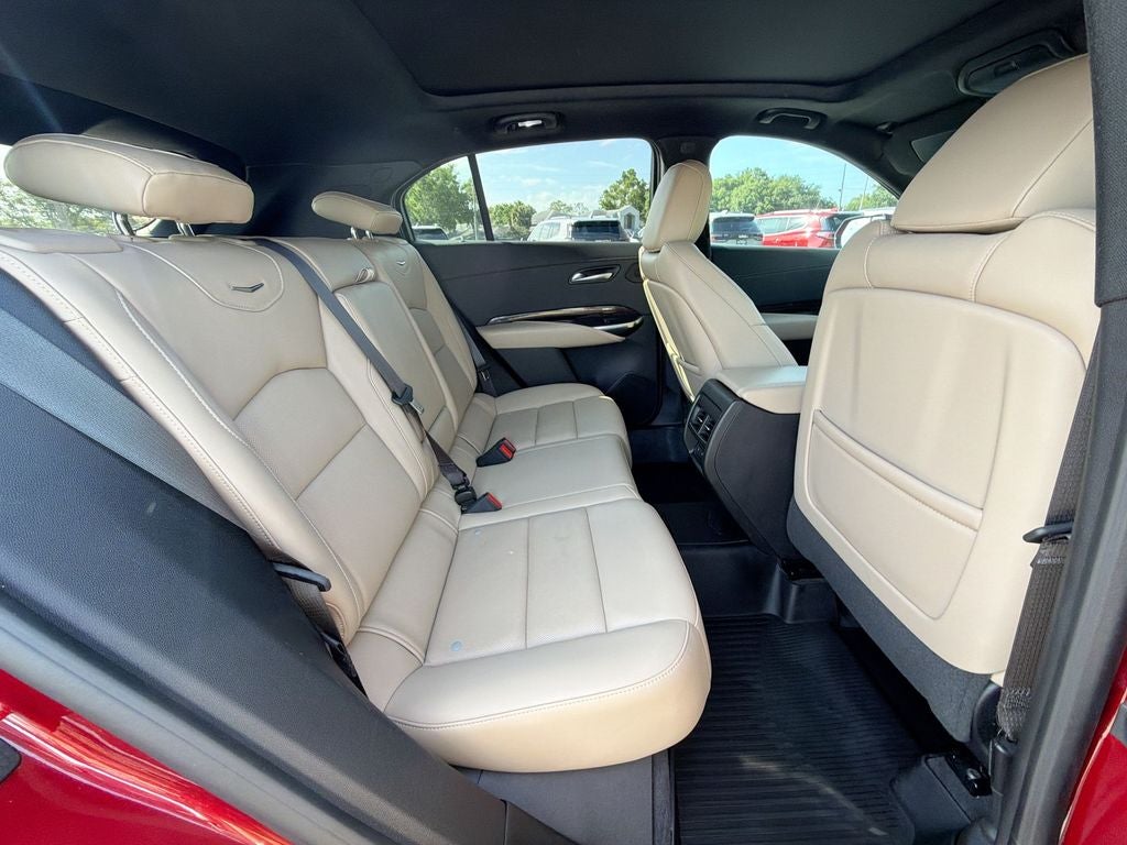 2024 Cadillac XT4 Premium Luxury