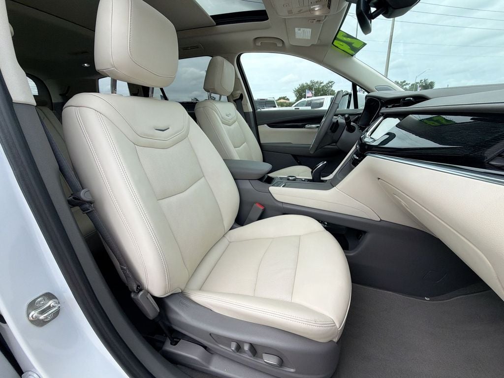 2024 Cadillac XT6 Premium Luxury