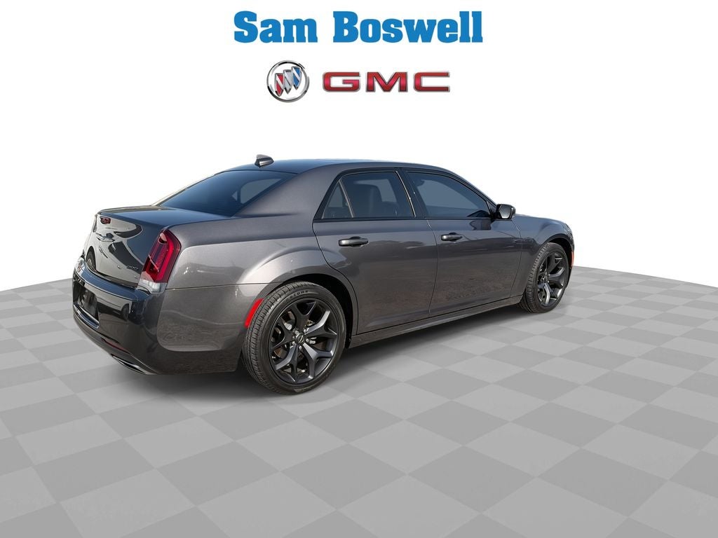 2023 Chrysler 300 Touring