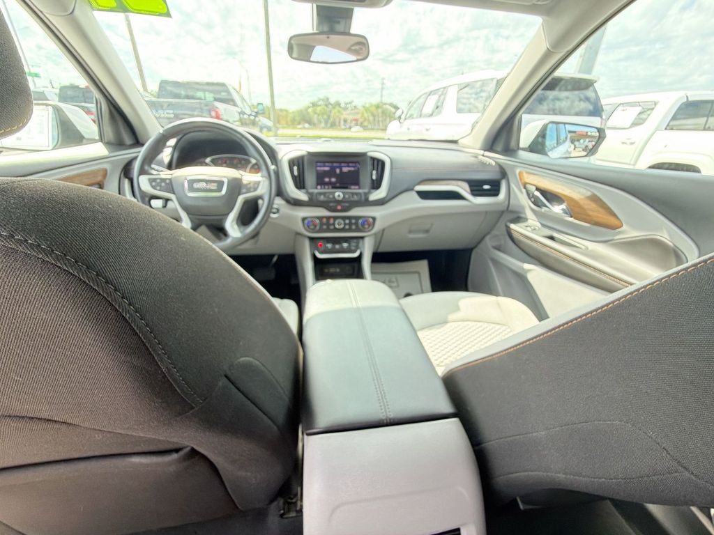 2021 GMC Terrain SLE