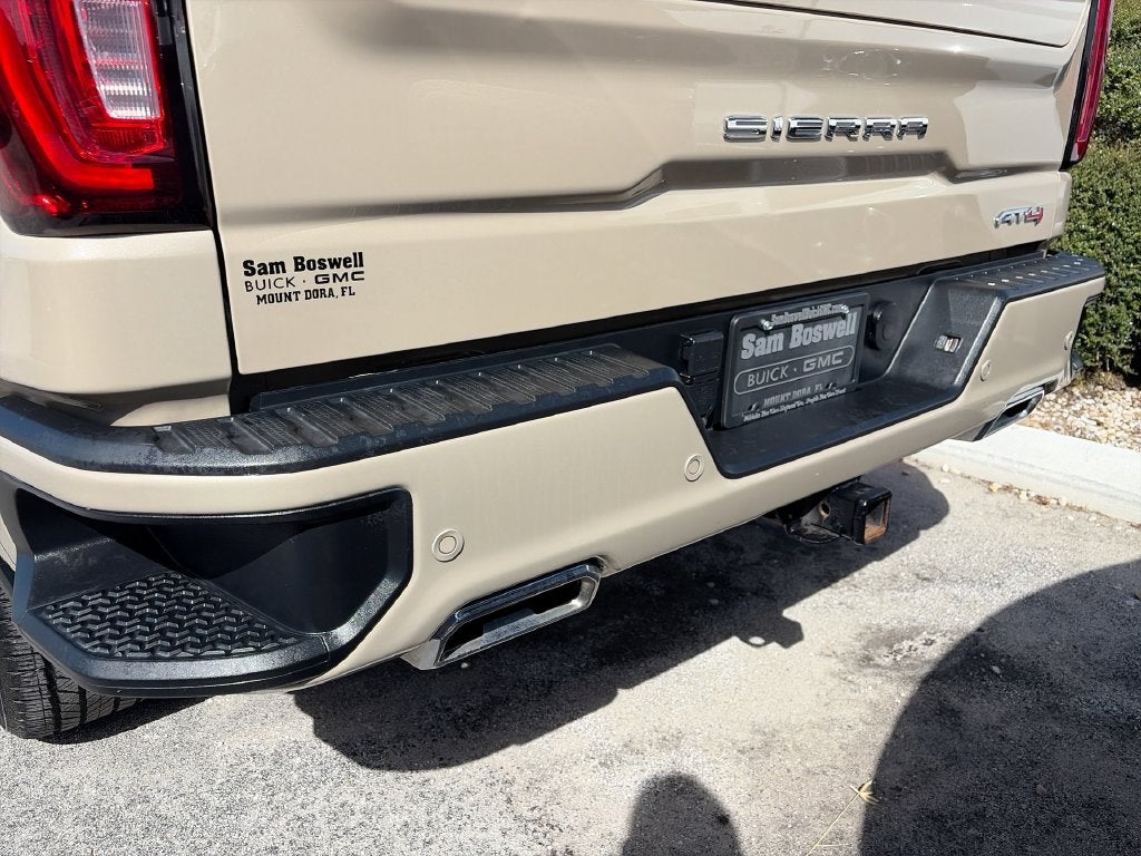 2023 GMC Sierra 1500 AT4