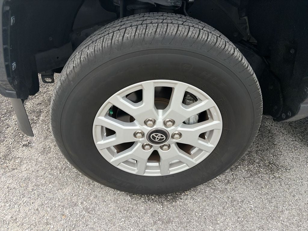 2025 Toyota Tacoma SR5