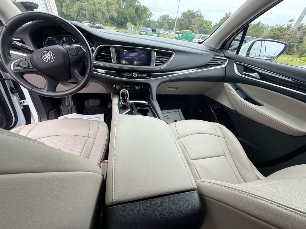 2021 Buick Enclave Essence