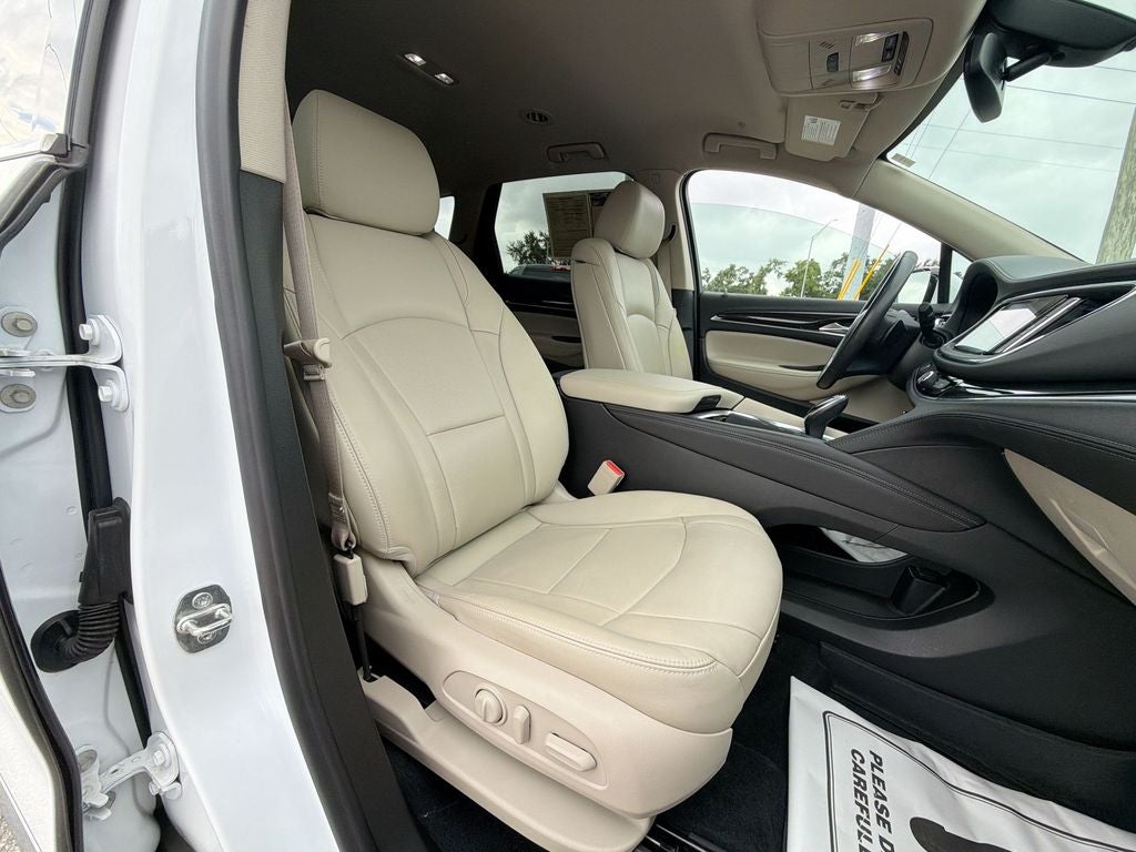 2021 Buick Enclave Essence