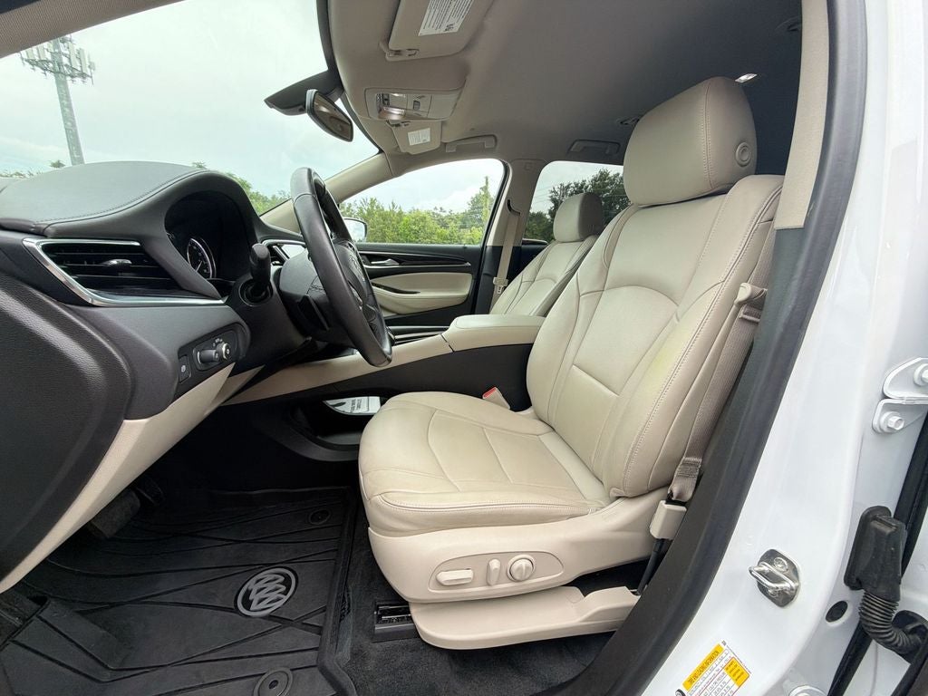 2021 Buick Enclave Essence