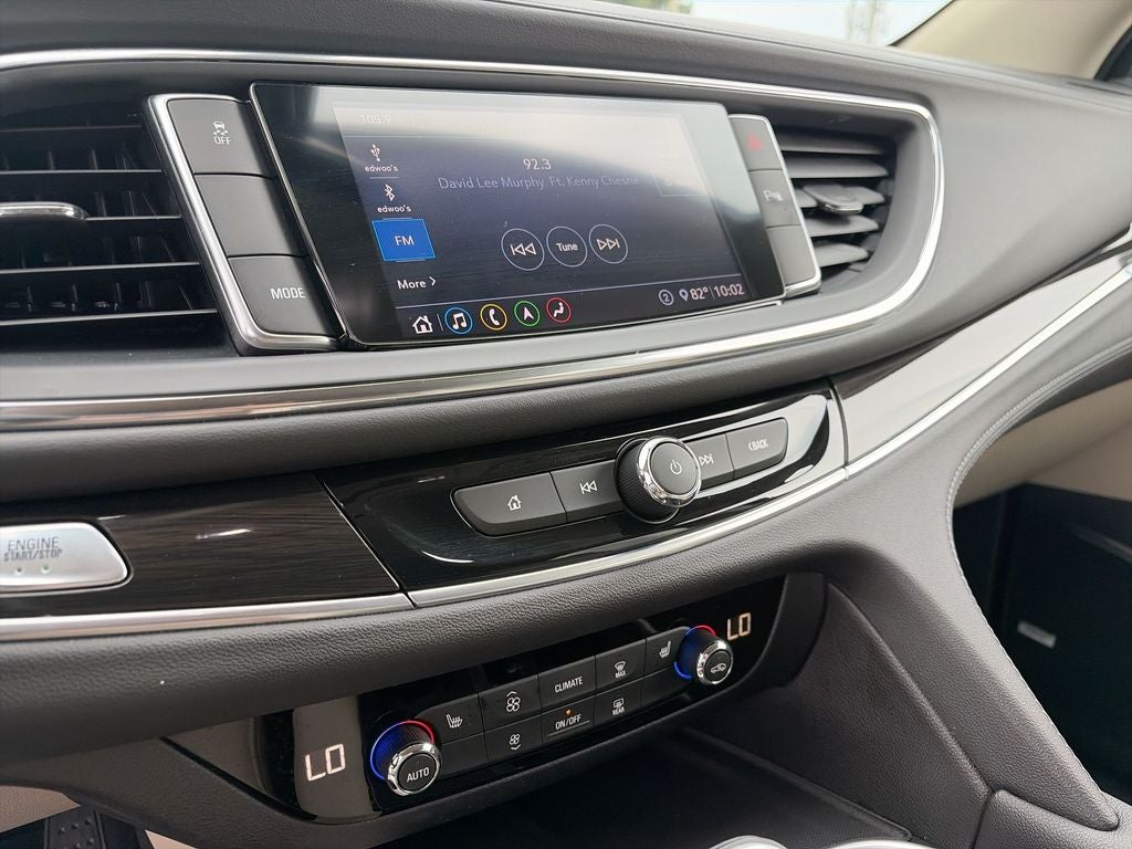 2021 Buick Enclave Essence