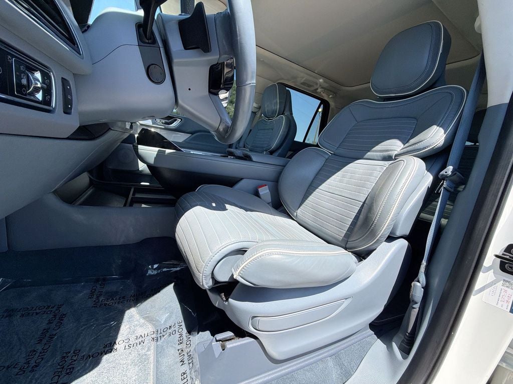 2023 Lincoln Navigator Black Label