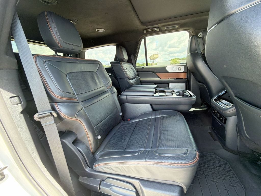 2024 Lincoln Navigator Black Label