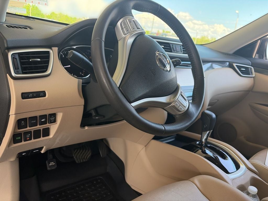 2016 Nissan Rogue SL