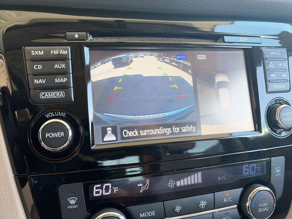 2016 Nissan Rogue SL