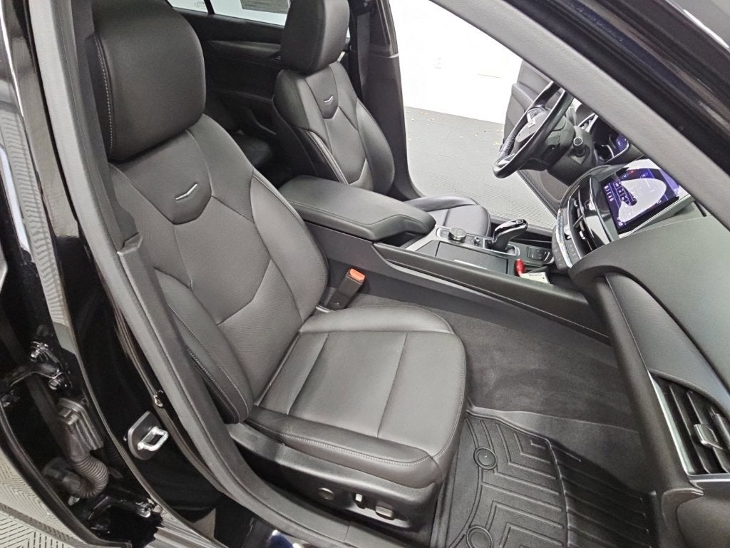 2022 Cadillac CT5 Premium Luxury