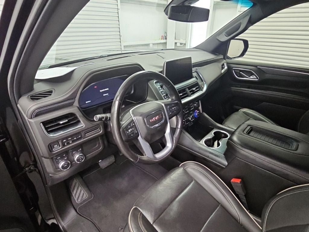 2022 GMC Yukon SLT